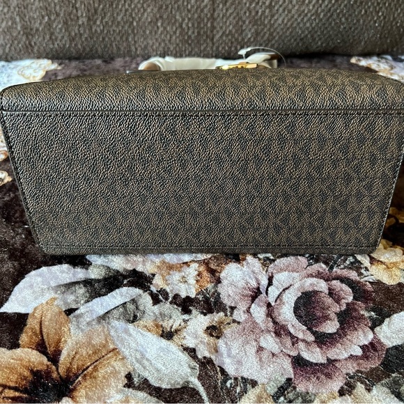 MICHAEL KORS Signature Avril Satchel Crossbody Bag With Keychain Wallet NWT - Picture 13 of 14